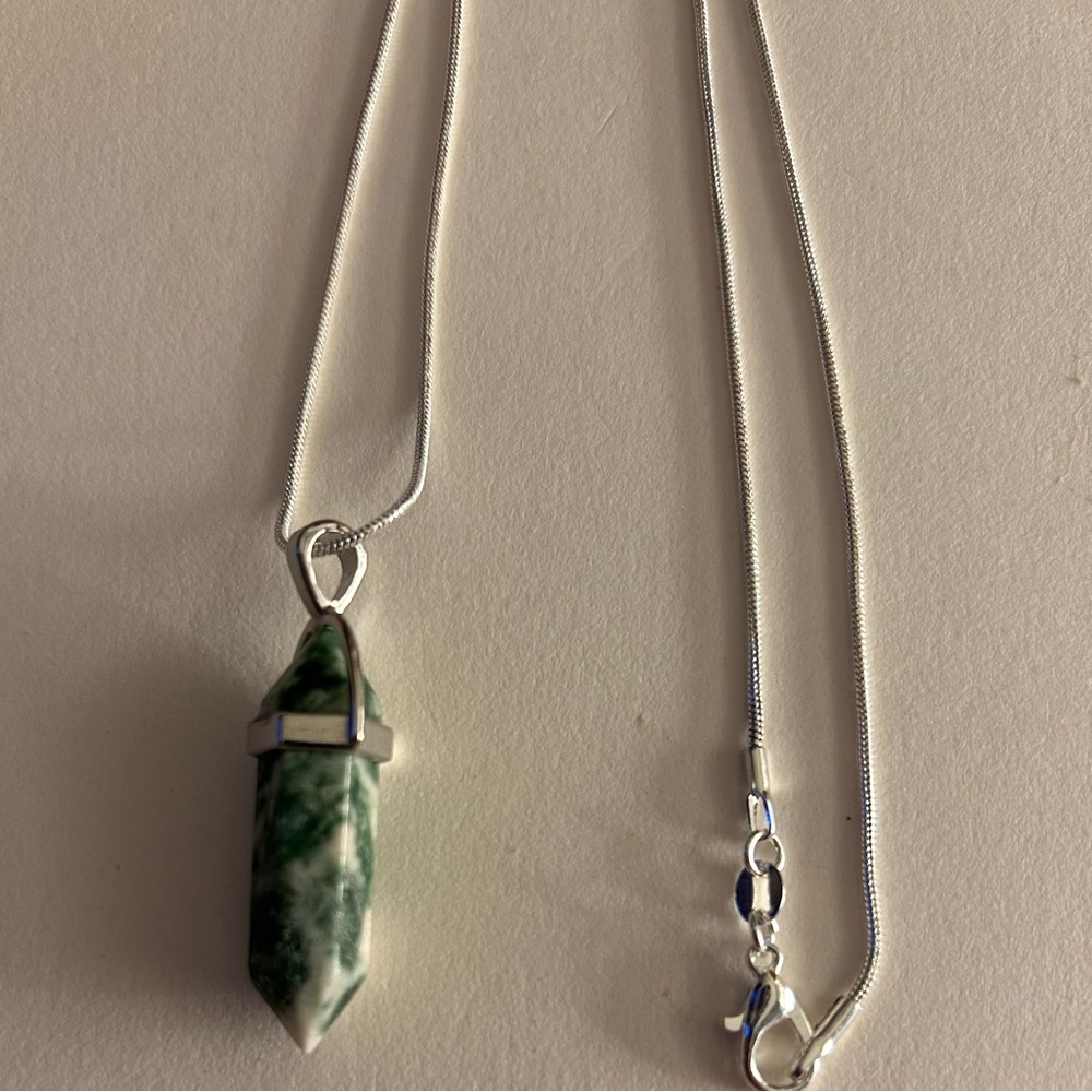 NWOT Necklace Tree Agate Point Pendant, .925 Sterling Silverplate Snake chain